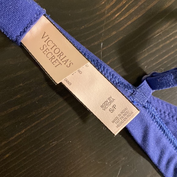 Victoria’s Secret lace bralette - Picture 3 of 4